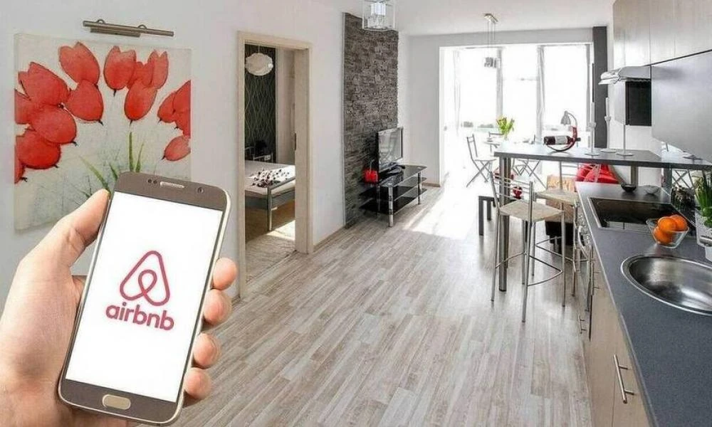 ΔΕΘ 2023: Όσα αλλάζουν στην αγορά του Airbnb - Ποιοι επηρεάζονται